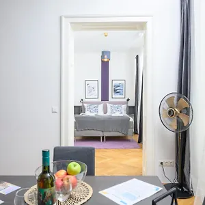 Central City Apartments Appartamento