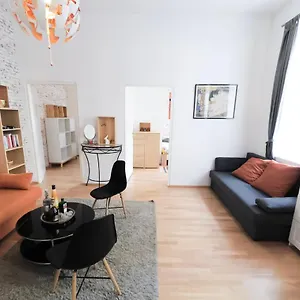 Lights - Meidling Apartamento
